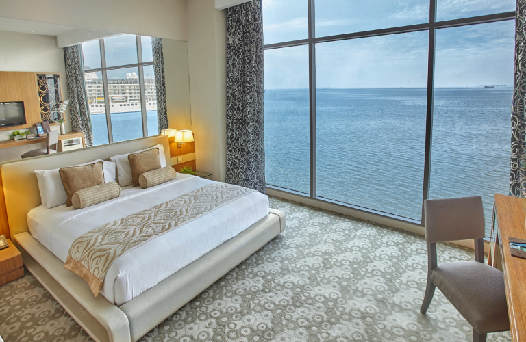 Copy of Hotel H2O Product Presentation (4)